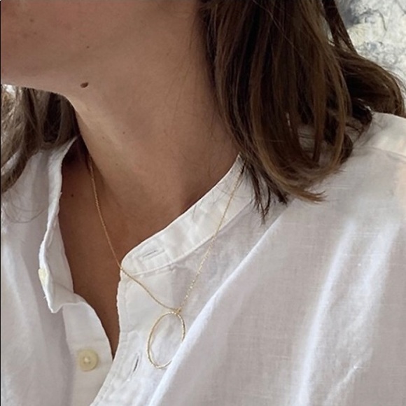 ❗️SOLD❗️FREE w/ purchase Gag & Lou pendant - Picture 3 of 4